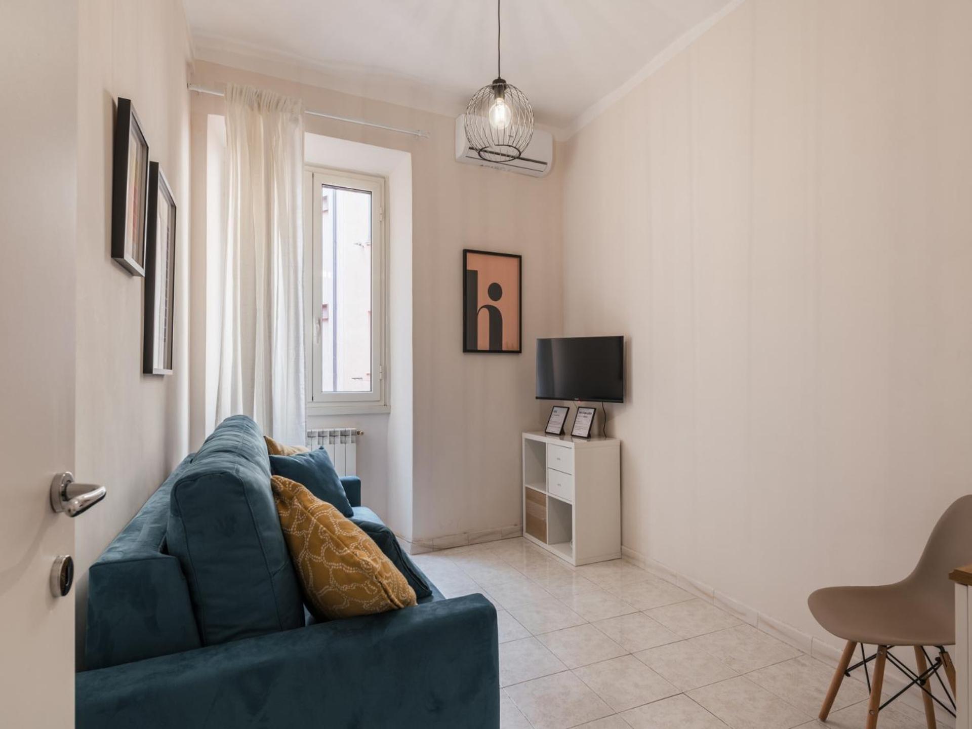 The Best Rent - Spacious One-Bedroom Apartment Near Colosseum Rome Buitenkant foto