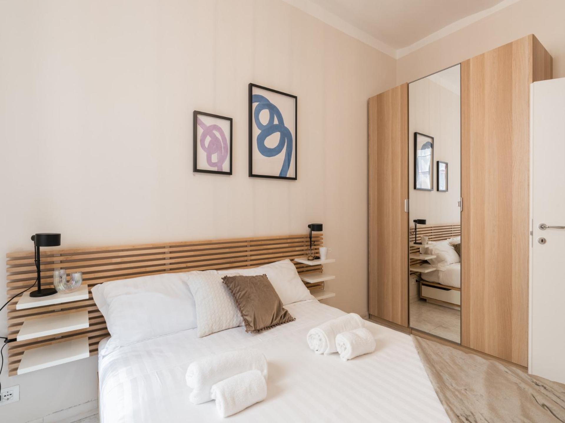 The Best Rent - Spacious One-Bedroom Apartment Near Colosseum Rome Buitenkant foto